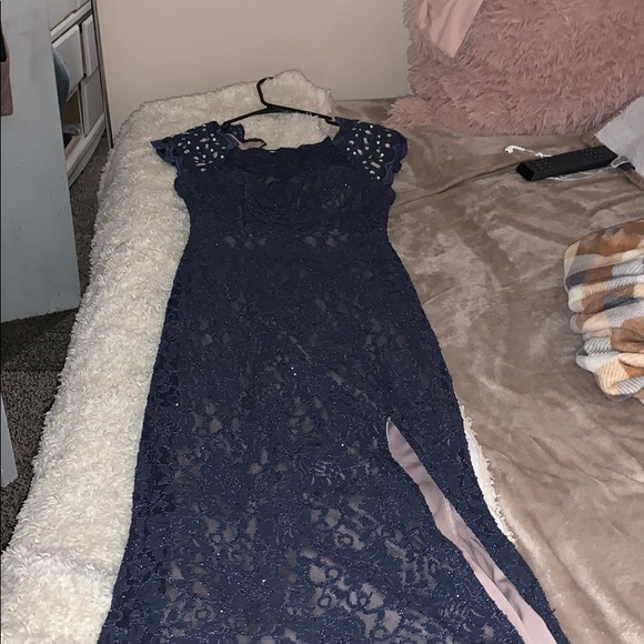 Prom or homecoming dress - Picture 2 of 3